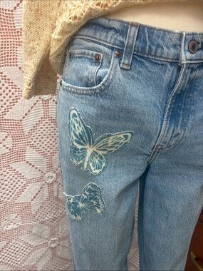 Abercrombie & Fitch ’90s Straight Upcycled Jeans Sz 28